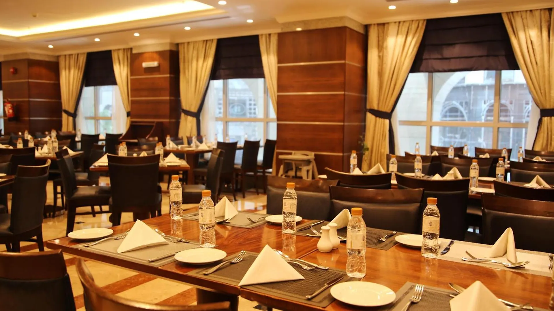 Nozol Royal Inn Hotel Medina